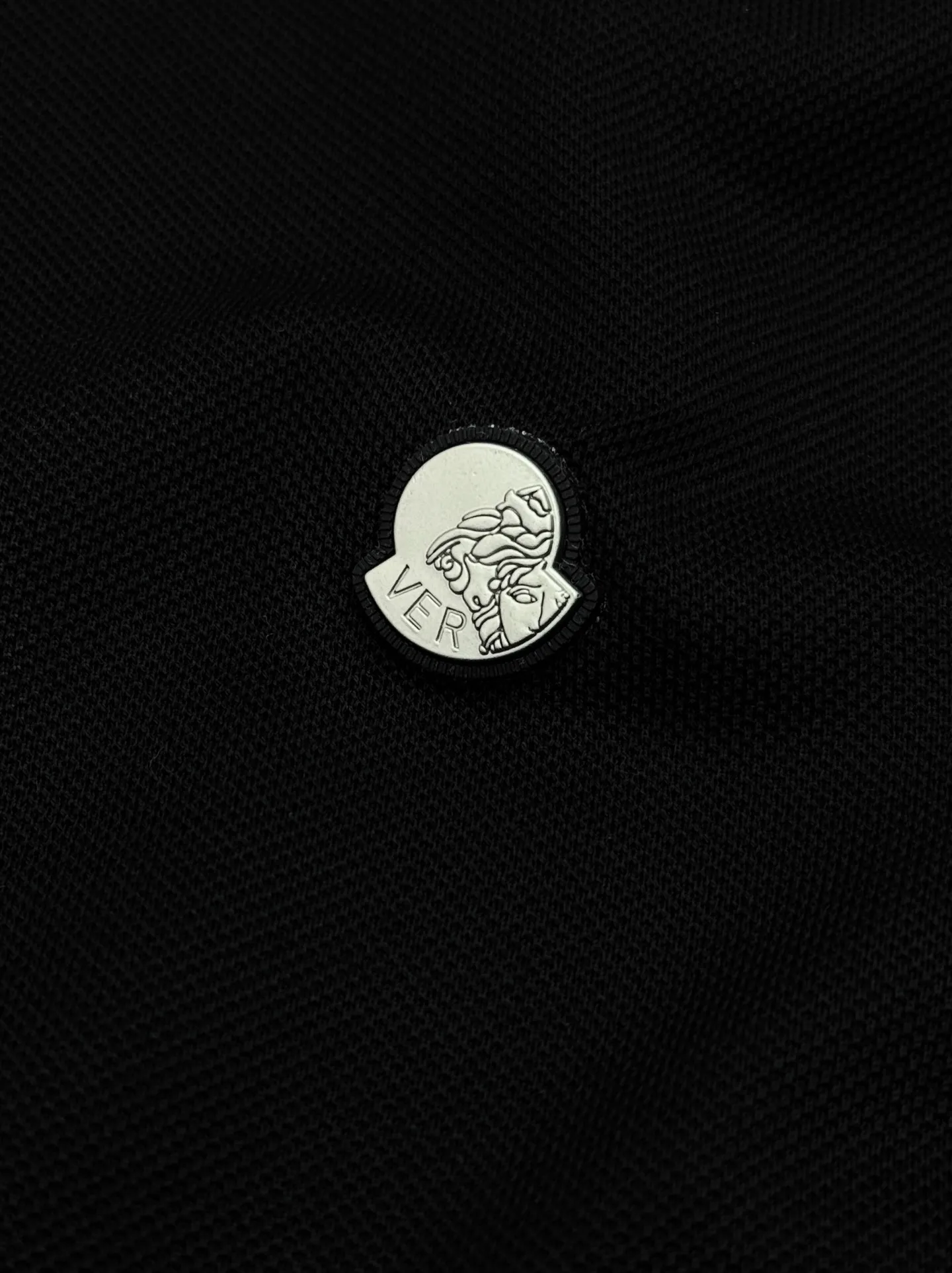 ⚜️Moncle* Classic Polo .New Arrival . Polo 230 ， . moncler Classic . . ！ . ！ ：Black.White.Sizes：M-3XL（S 4xl ） ❗️175/140 L